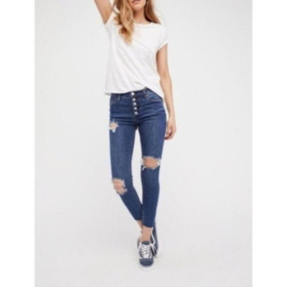 Free People Destroyed Reagan Raw Jean - Picture 3 of 5